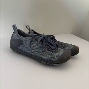 Keen women's Hush Gray and Blue Knit Sneakers Trail Hiking shoes sneakers